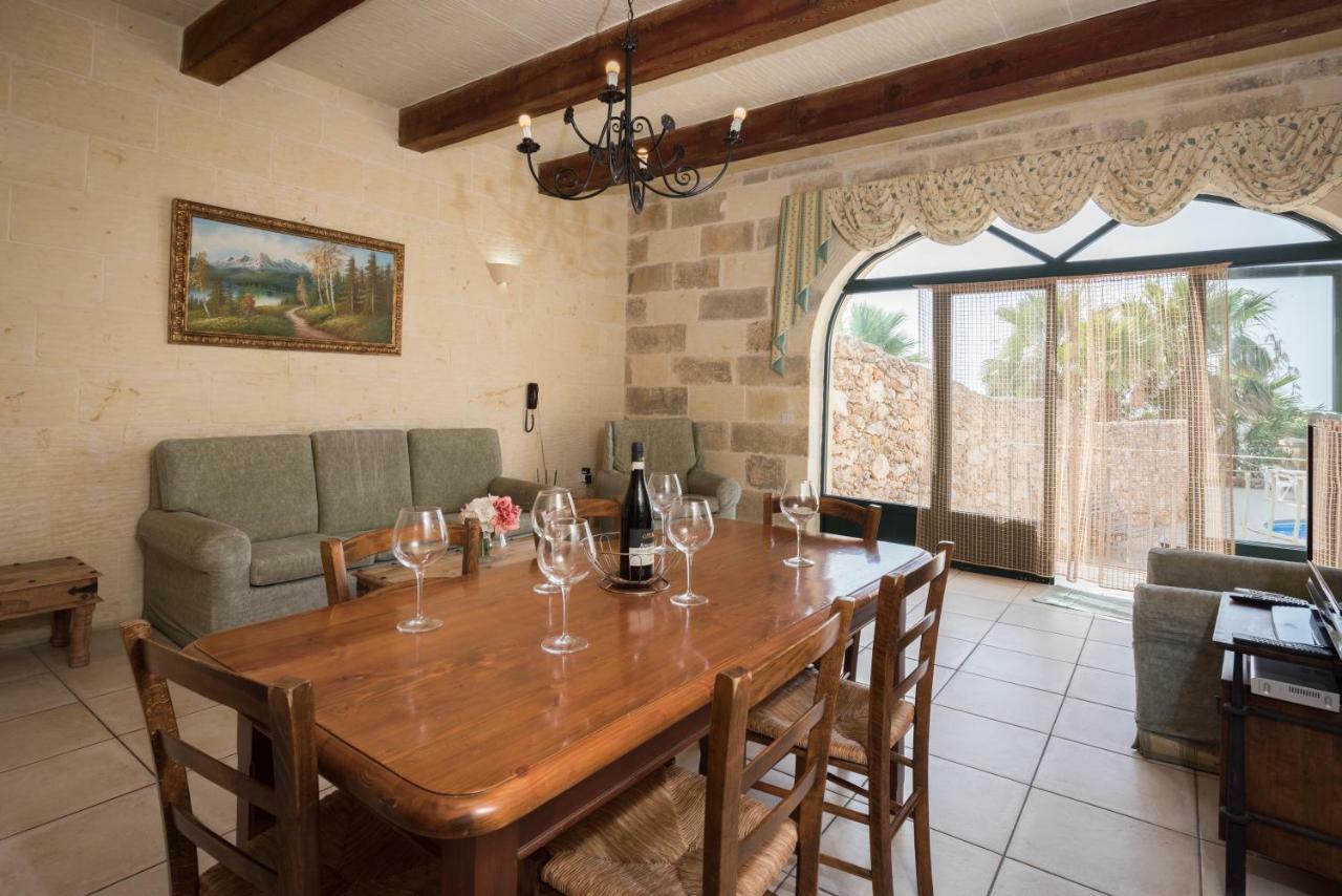 Valley View - Holiday Farmhouse With Private Pool Nadur ภายนอก รูปภาพ