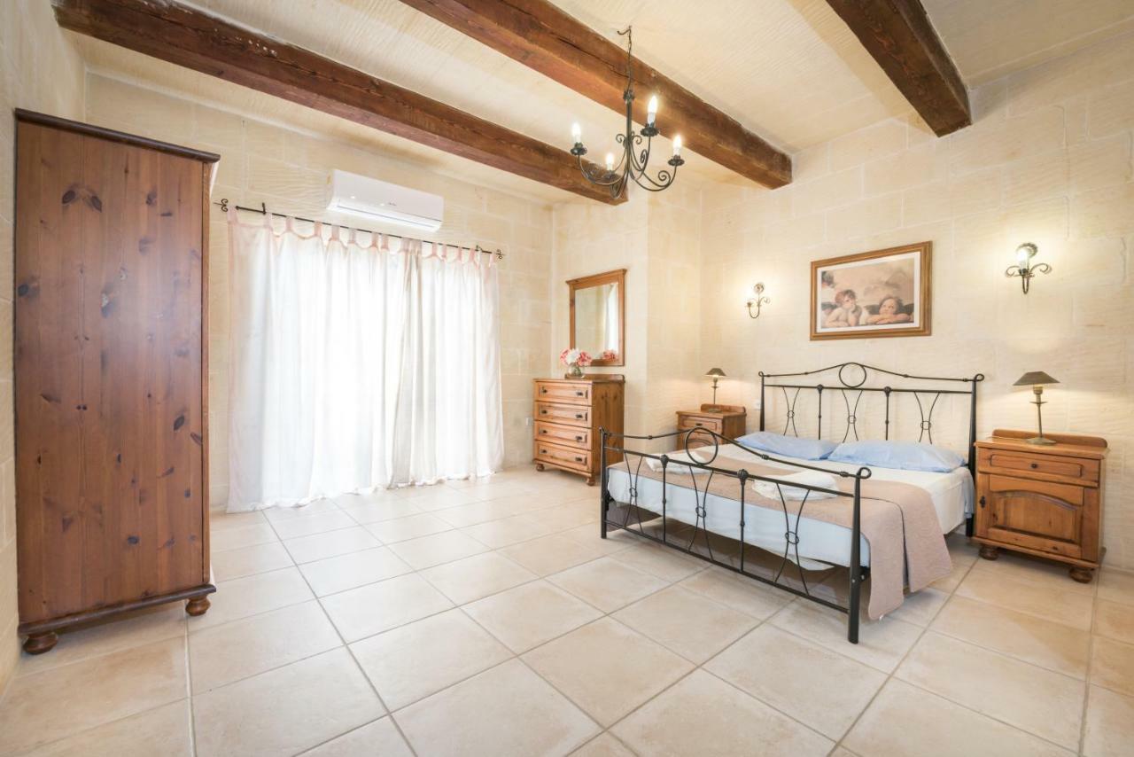 Valley View - Holiday Farmhouse With Private Pool Nadur ภายนอก รูปภาพ