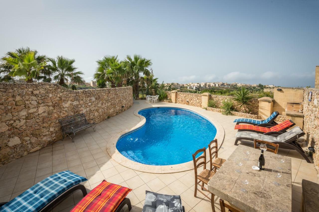 Valley View - Holiday Farmhouse With Private Pool Nadur ภายนอก รูปภาพ